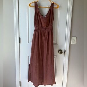 Women’s gauze material open back dress